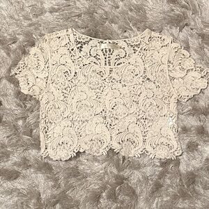 Elegant Lace Crop Top - Cream